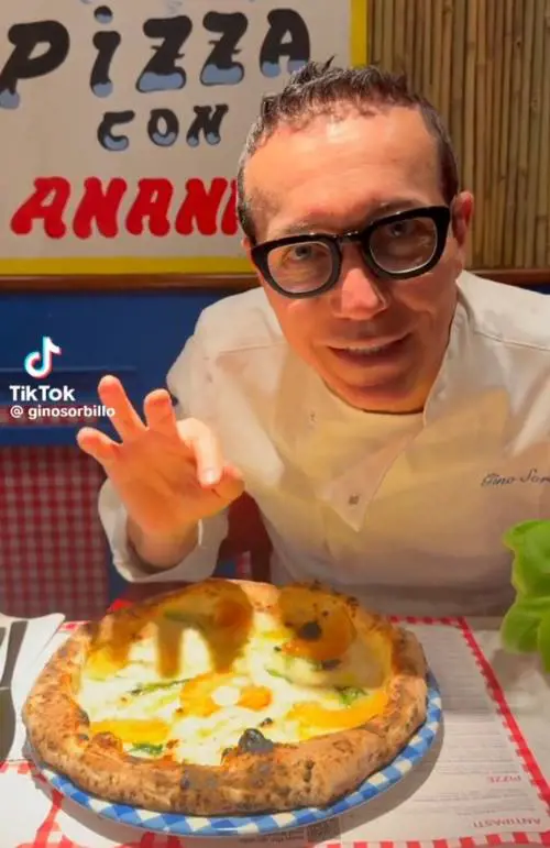 Sorbillo e la pizza all'ananas, ultimo sgarbo alla tradizione