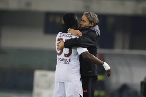 La Salernitana batte il Verona e riapre la lotta salvezza, decide Tchaouna