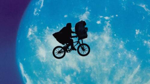 E.T., tutti i segreti dietro il cult di Steven Spielberg