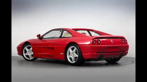 Ferrari F355, guarda tutte le foto