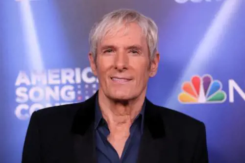 "Cancellati i concerti", Michael Bolton operato per un tumore al cervello