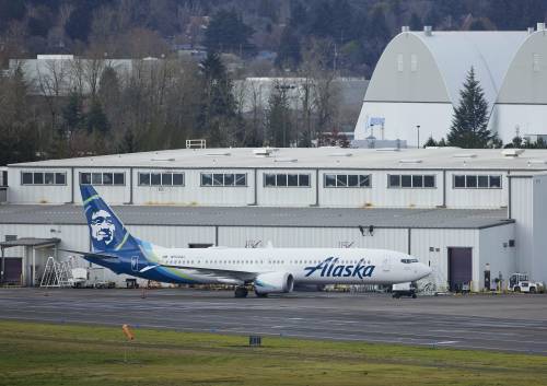 Il volo dell'Alaska Airlines, l'Fbi e quel terribile sospetto sui passeggeri 