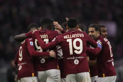 Il Torino schianta il Napoli: 3-0 e squadra contestata