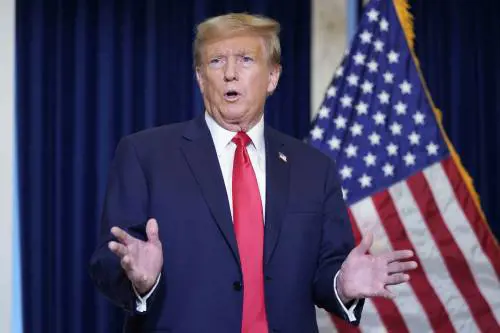 La mossa anti-processi di Trump. "Io un ex presidente, ho l'immunità"