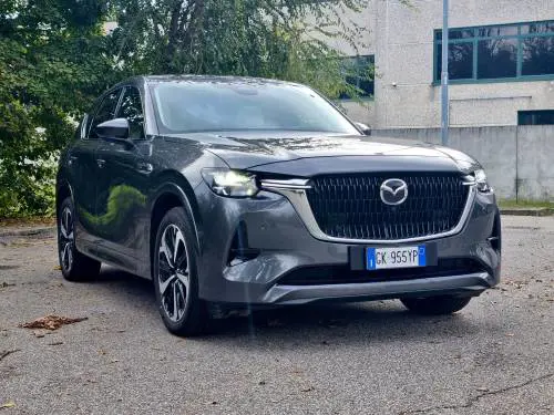 Mazda CX-60 PHEV: il video in pillole del nuovo SUV premium giapponese