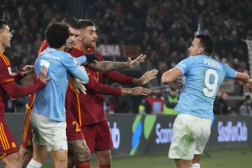Roma senza Joya: battaglia alla Lazio