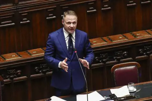 Lollobrigida avverte: "Fdi molto generosa. Ora un riequilibrio nel voto regionale"