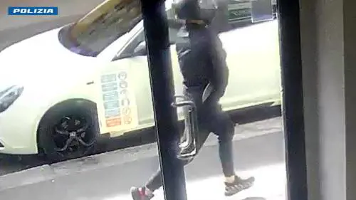 L'assalto al "sushiman" per un video sui social In manette tre cinesi