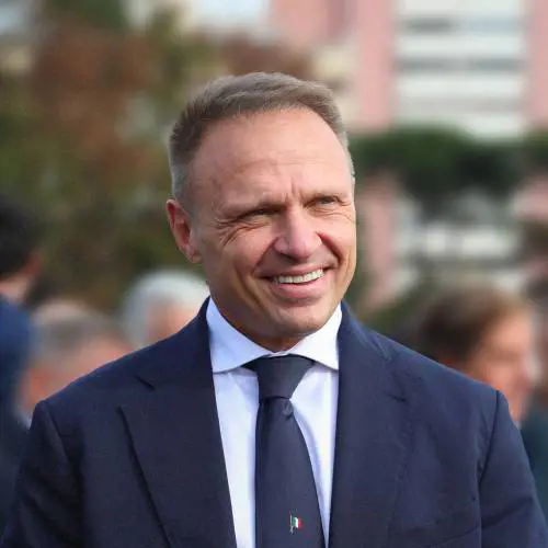 Ippica, l'impegno del ministro Lollobrigida e le migliori corse del fine settimana