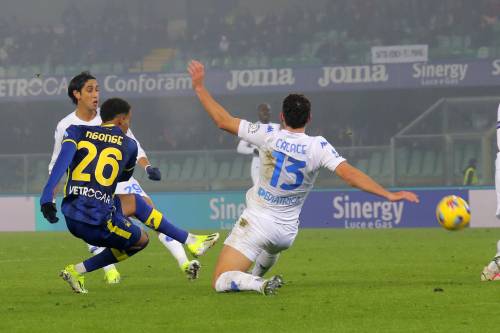Il Verona vince la sfida salvezza, Empoli regolato per 2-1