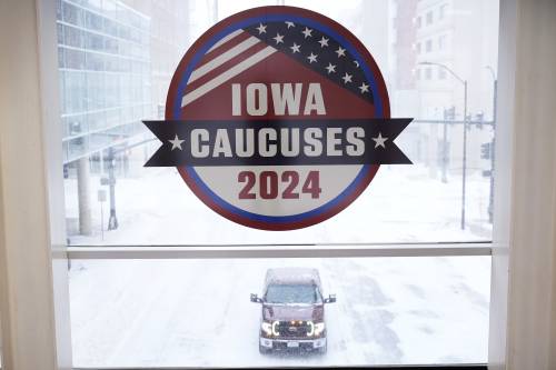 Trump, lotta per il secondo posto e la tormenta di neve: guida alle primarie in Iowa