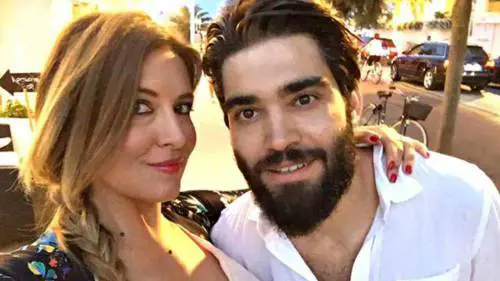 È ufficiale: Selvaggia Lucarelli  e Lorenzo Biagiarelli si sposano