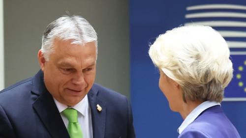 Von der Leyen tira dritto su Orban: "Niente soldi all'Ungheria"