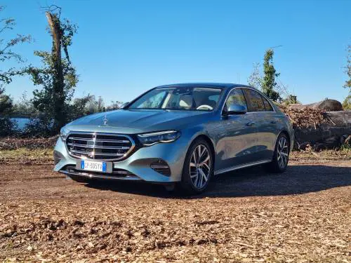 Nuova Mercedes Classe E: lusso e tecnologia ai massimi livelli – La prova 