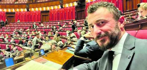 La perizia sull'arma di Capodanno inguaia Pozzolo