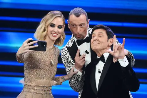 "Duplice danno ai cittadini". Altri guai per la Ferragni: nel mirino la pubblicità occulta a Sanremo