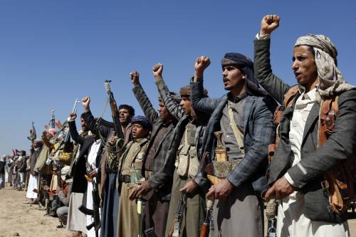 I raid Usa al cuore Houthi. I ribelli minacciano i cavi