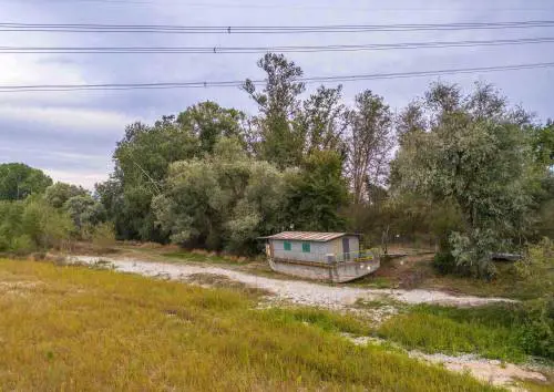 "Un nordafricano". Chi è lo stupratore della 15enne a Pavia