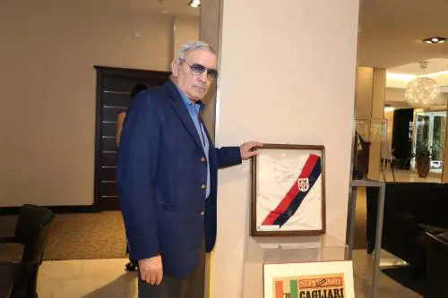 “Ha segnato la storia del calcio”: sport e politica piangono Gigi Riva