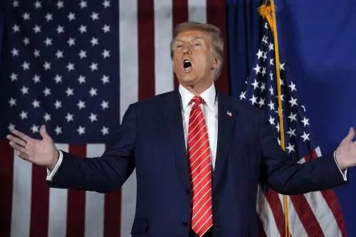 Schiaffo a Trump: "No all'immunità"