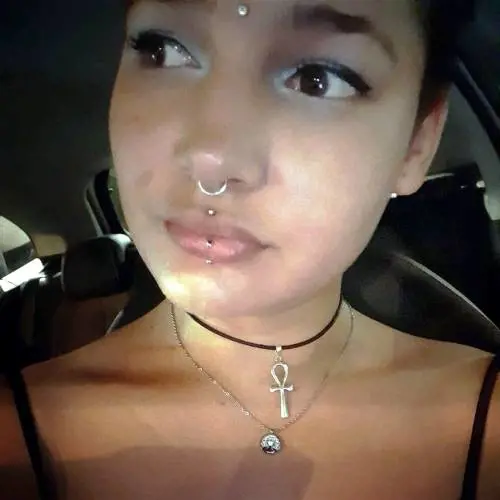 "Qualcuno la inseguiva": i segreti di Andreea nel casolare