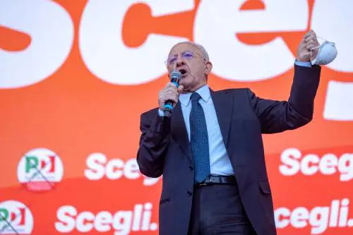 Caccia al "papa straniero" per un centro riformista