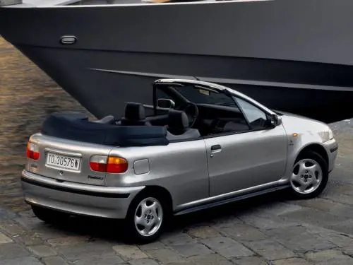 Fiat Punto Cabrio, guarda la gallery