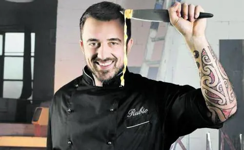 Cortei rinviati. La sfida dei giovani arabi: "Noi ci siamo"