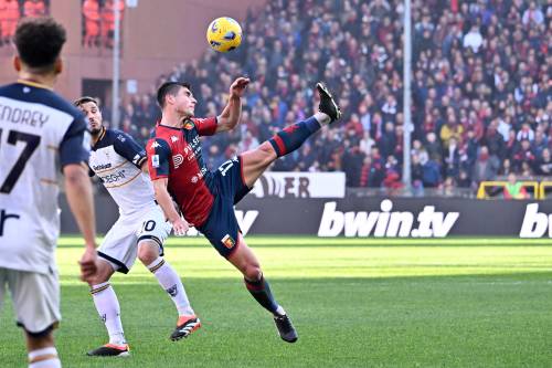 Il Genoa batte il Lecce 2-1 e si lancia verso la zona Europa