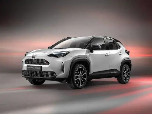 Toyota Yaris Cross 2024: svelati prezzi e allestimenti 