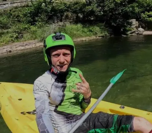 Il paracadute non si apre: lo schianto del base jumper dal 29° piano