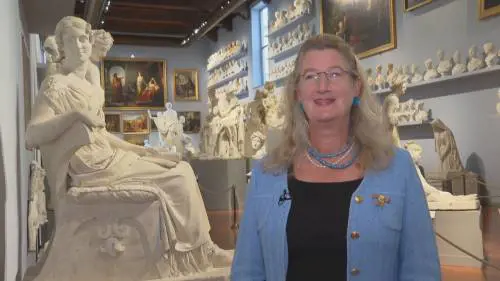 "Firenze meretrice". Bufera su Hollberg, Sangiuliano valuta provvedimenti