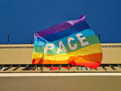 Le amnesie di chi marcia per la pace