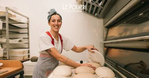 Le Polveri, il senso di Aurora per il pane