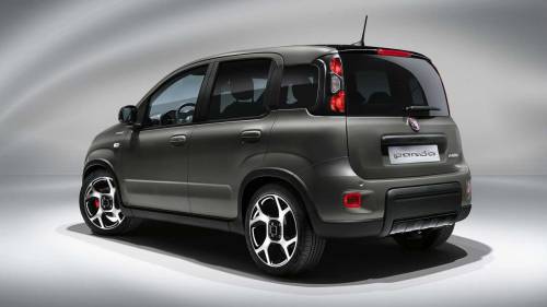 La Fiat Panda si divide in due: aggiornamento per la termica e debutto per l’elettrica 