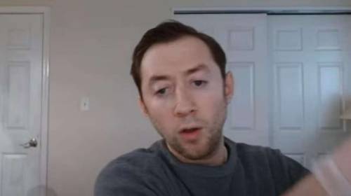 Decapita il padre e mostra la testa su YouTube: "È all'inferno"