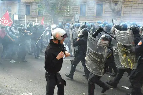 Altro che repressione: record di cortei e violenze