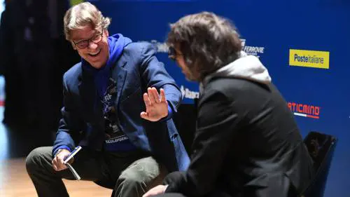 Sansonetti choc: picchiare i nazisti è giusto