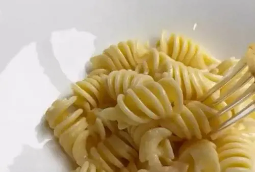 Scoppia il caso della pasta in bianco a 26 euro