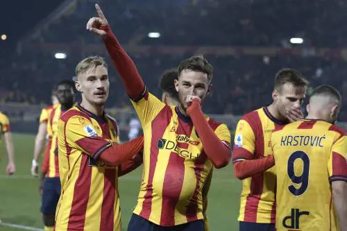 Il Lecce la ribalta nel finale: 3-2 alla Fiorentina