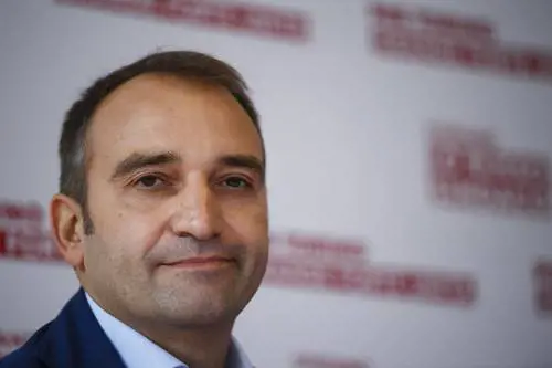 Case sfitte e assessori sotto inchiesta: i guai del sindaco di Torino