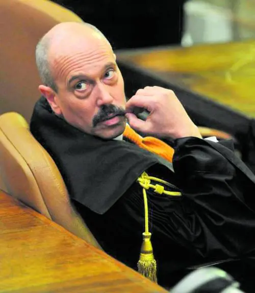 I trucchi dei magistrati per incastrare l'Eni