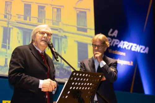 Sgarbi si dimette a sorpresa. Storia di un genio guastatore