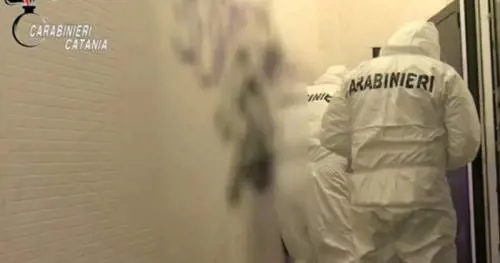 "Urlavo di non farmi male e picchiavano il mio ragazzo"