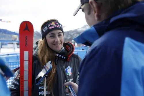Sofia Goggia dopo l'infortunio: "Ero piombata nel buio, ma se penso alle guerre..."
