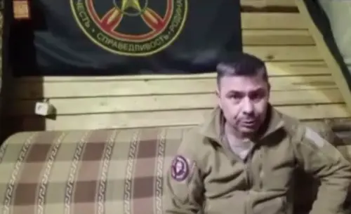 Il nuovo capo della compagnia di mercenari, Anton Elizarov.