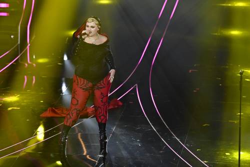 Sanremo 2024: ecco il look della seconda serata del Festival di BigMama