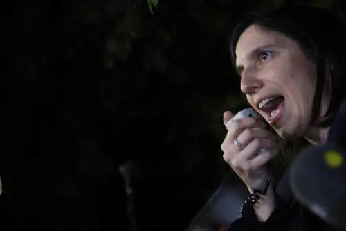 Il sit-in della Schlein contro la Rai dei record