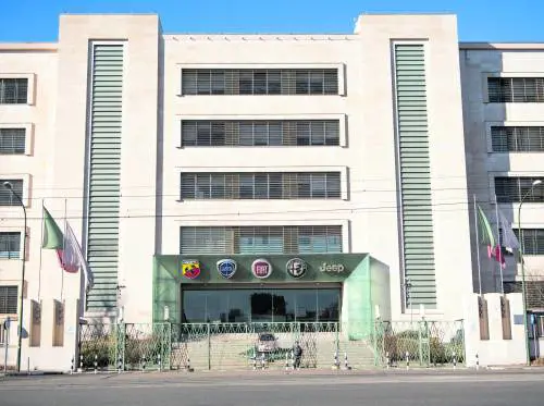 Auto spenta a settembre. Mirafiori ferma