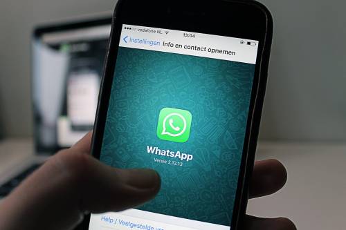 Nuove emoji in arrivo su WhatsApp: quali sono e cosa significano